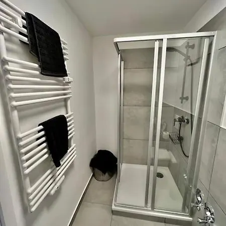 Apartment Modernes 2 Schlafzimmerapartment *