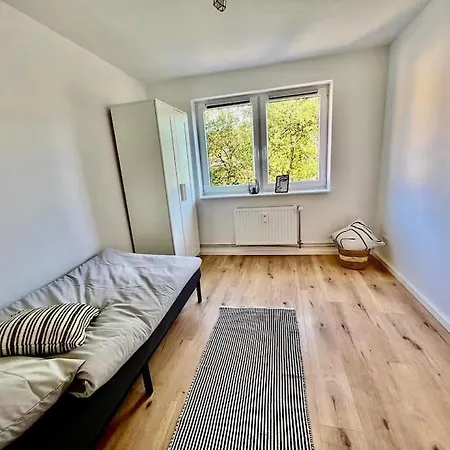 Modernes 2 Schlafzimmerapartment *